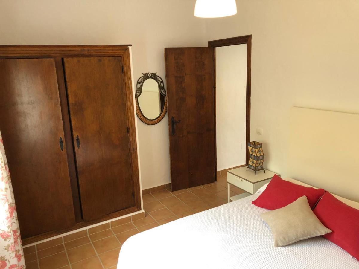 Apartamentos Cala Isabel Саора Экстерьер фото