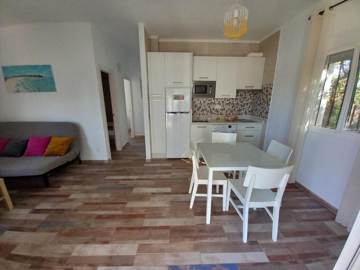 Apartamentos Cala Isabel Саора Экстерьер фото