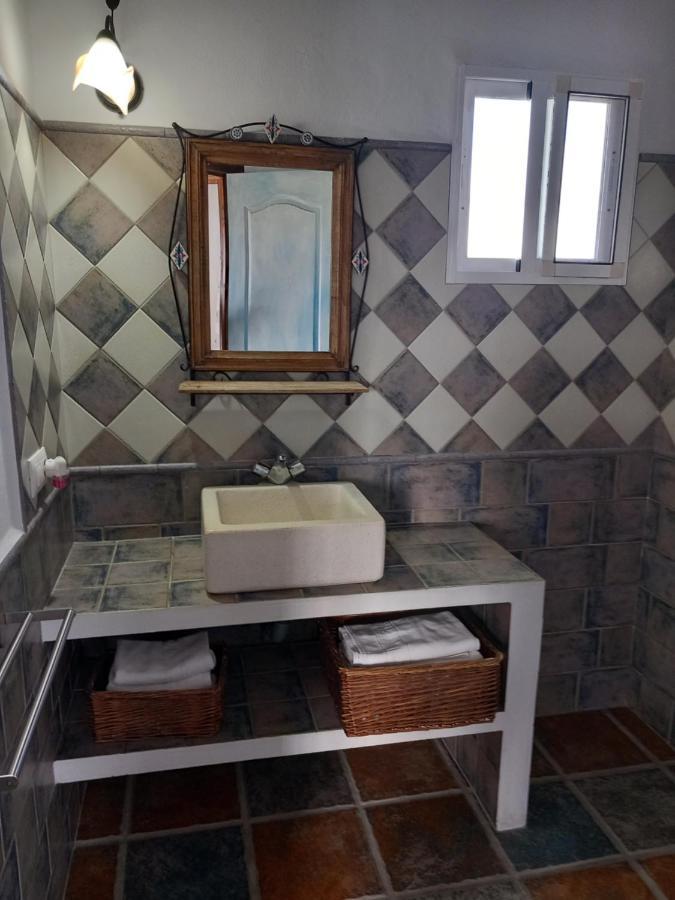 Apartamentos Cala Isabel Саора Экстерьер фото